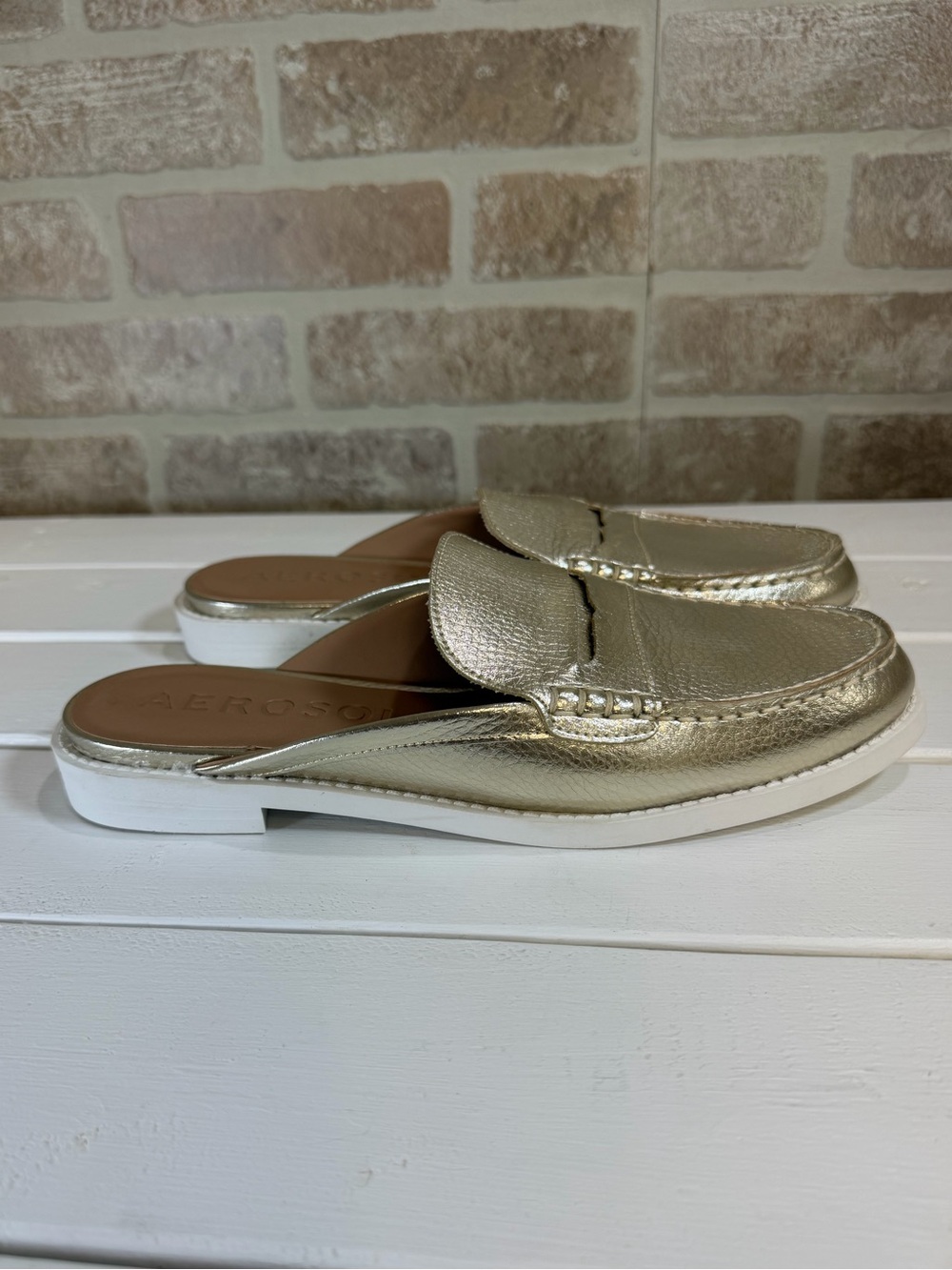 Aerosoles Sally Gold Metallic Loafer Mule Slides Women’s Size 8M Comfort Shoes